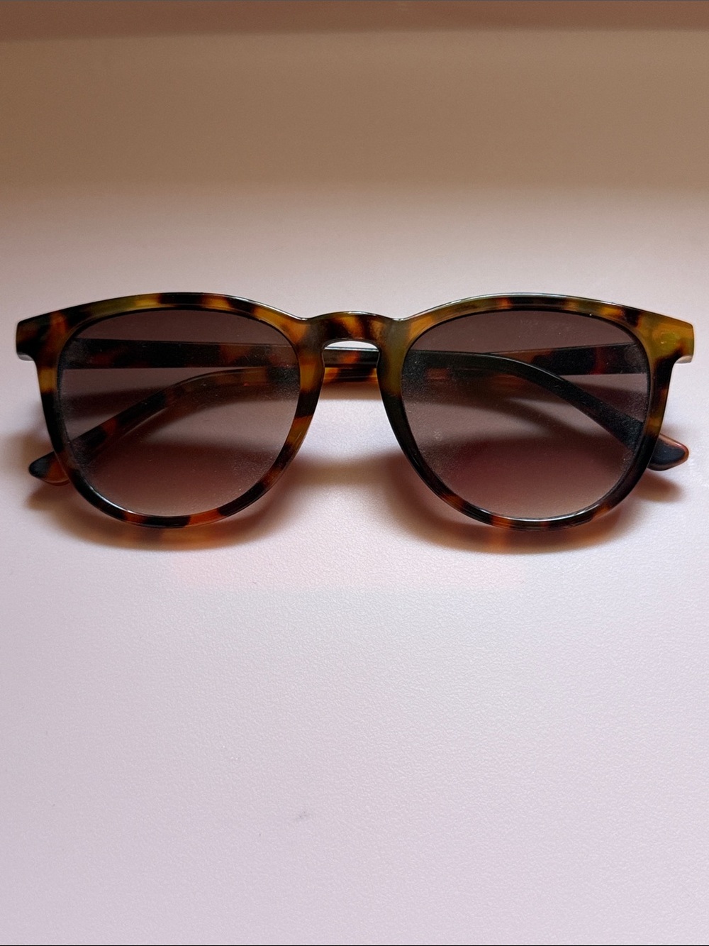 Tortoiseshell Sunglasses (free with purchase!)